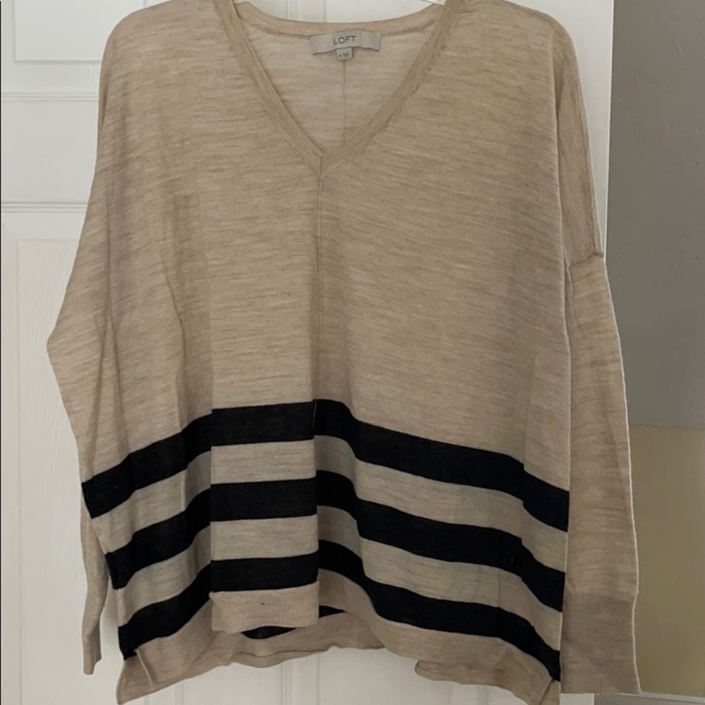 Lightweight sweater